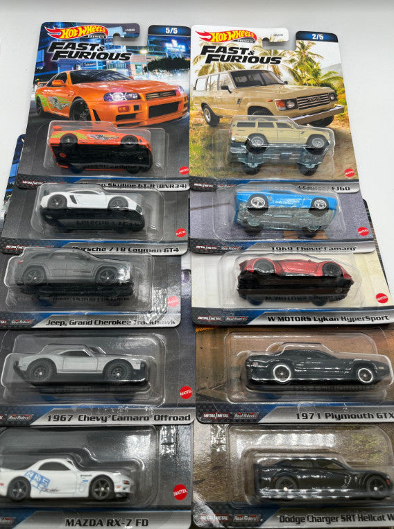 Hot Wheels HNW49 Fast and Furious W Motors Lykan Hyper Sports [Ages 3 and up]