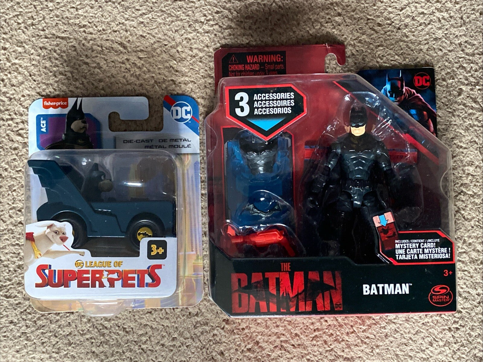 DC: The Batman - Batman Figure with 3 Accessories