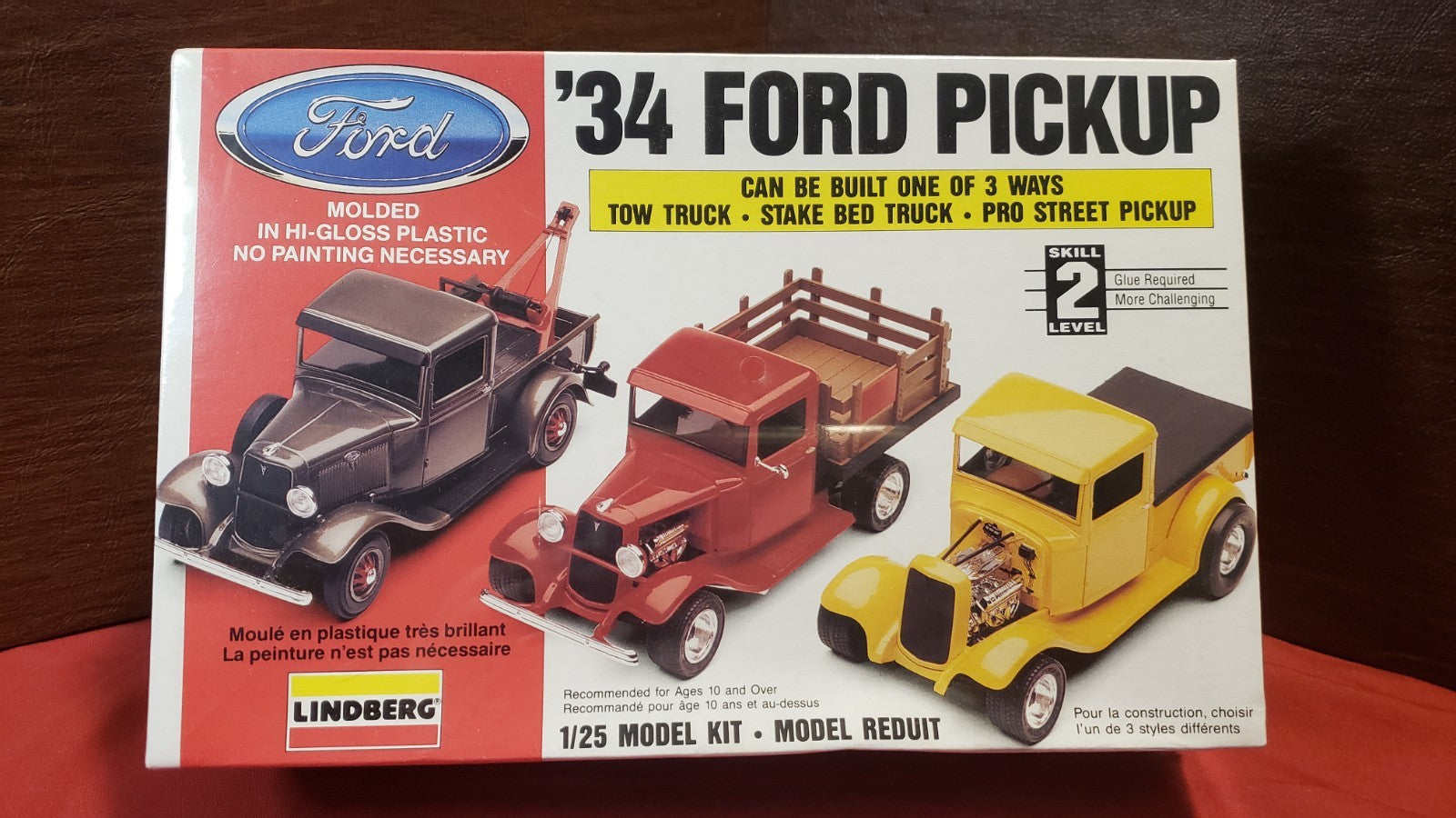 Lindberg: 1:25 Scale '34 Ford Pickup Model Kit (Skill 2)