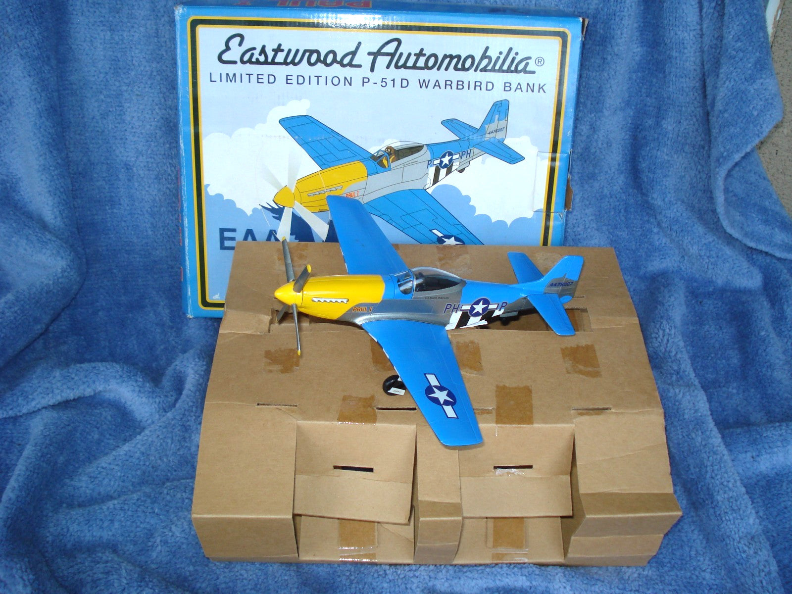Eastwood Automobile: P-51D Warbird Bank