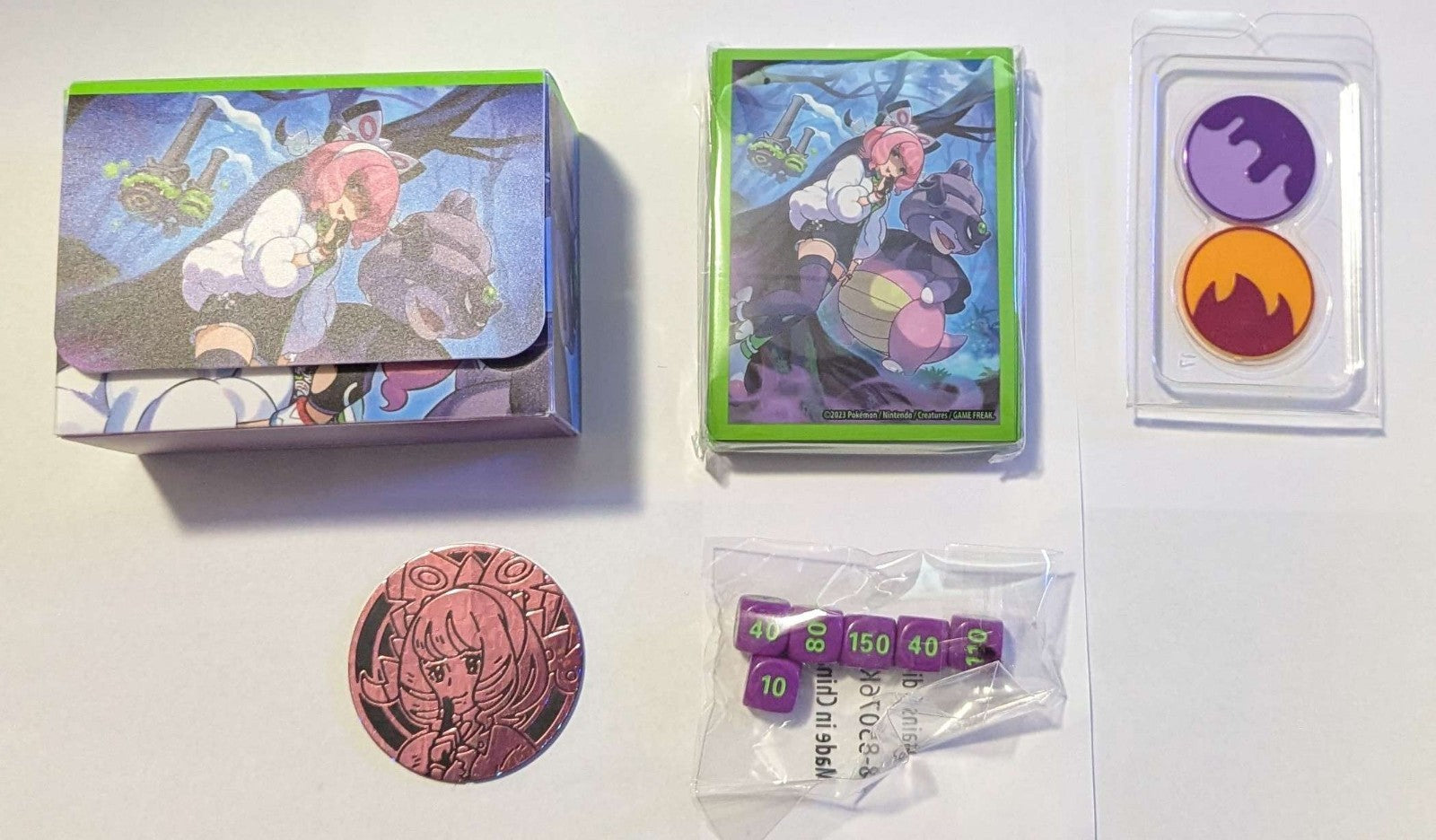 Pokemon TCG Deck Box: Klara (Sleeves, Coin, Dice, Token Included)