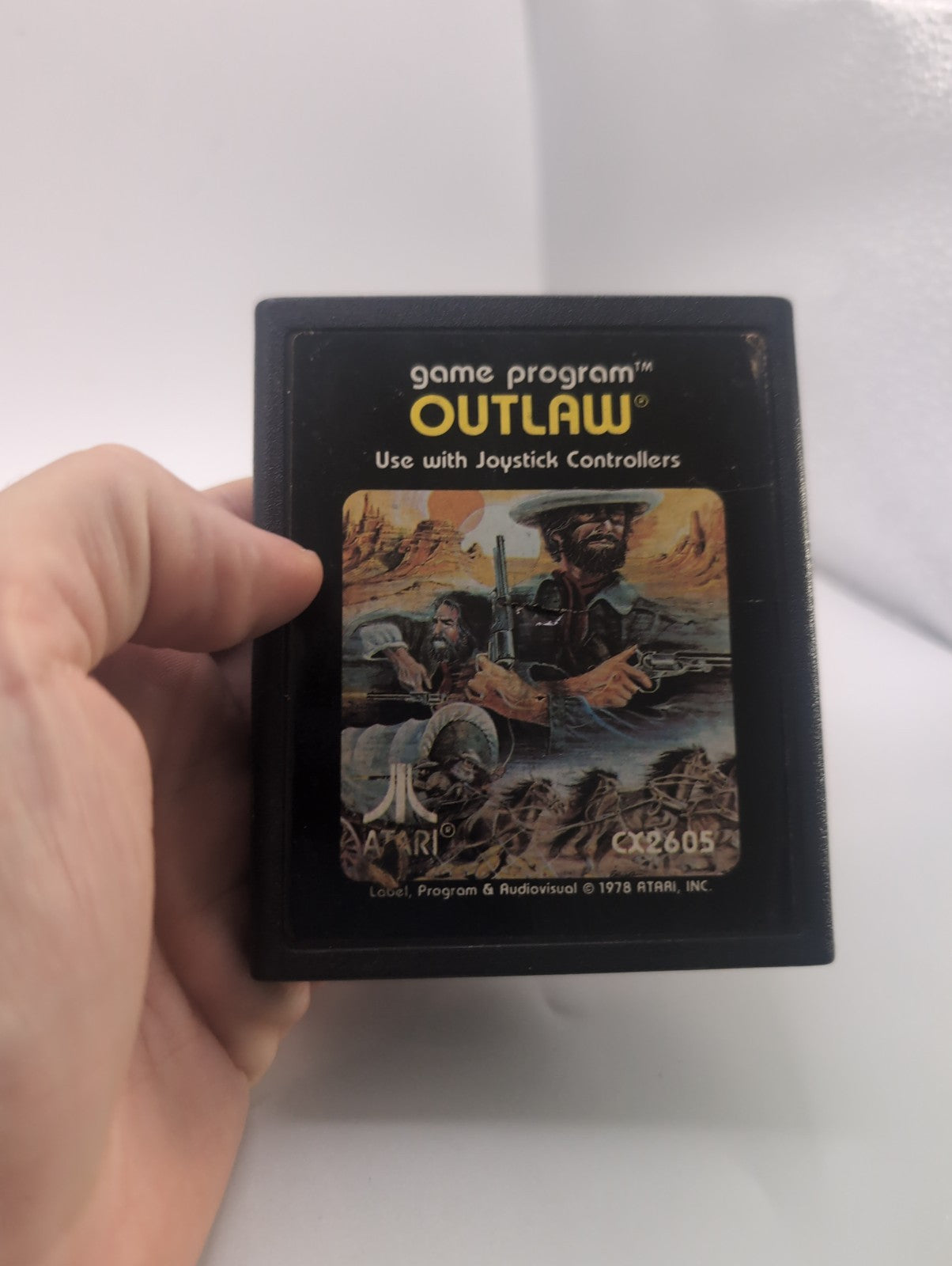 Atari: Outlaw