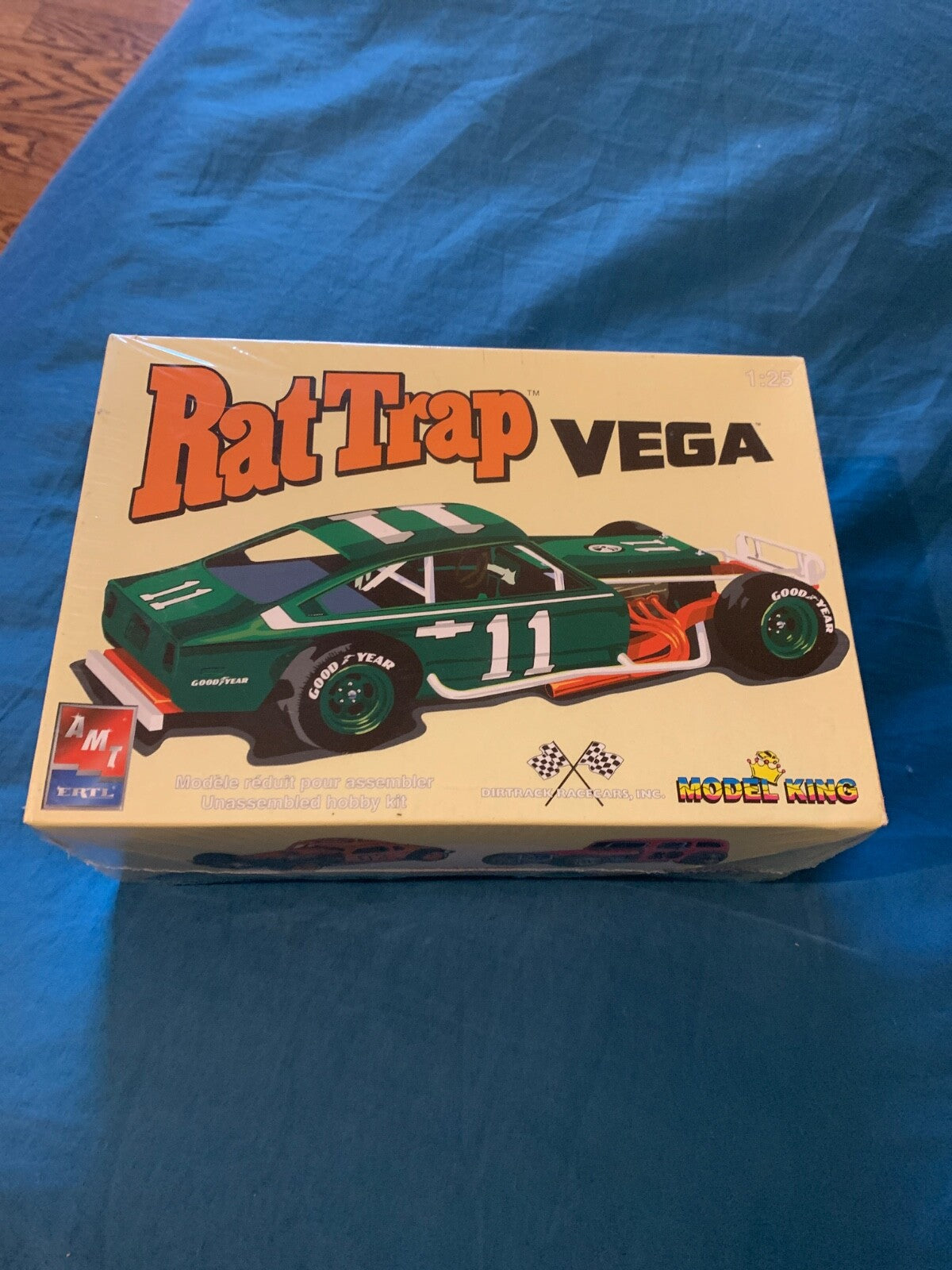 AMT: Model King - 1:25 Scale Rat Trap Vega Model Kit